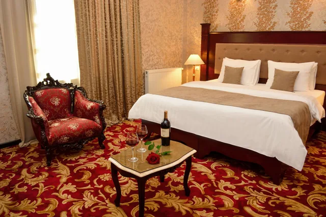 غرفة قياسية بسريرين منفصلين بشرفة، River Side Tbilisi Boutique Hotel 7/10