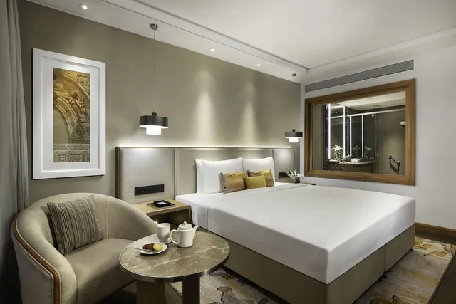 جناح تنفيذي بسرير كينج، Vivanta Bhubaneswar DN Square 1/1