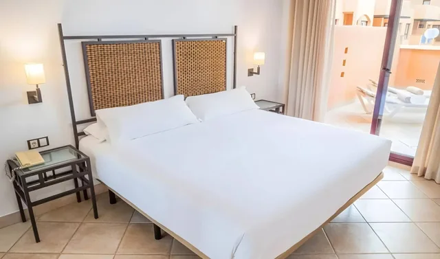 غرفة بغرفتي نوم، Hotel Oh Nice Caledonia 2/5