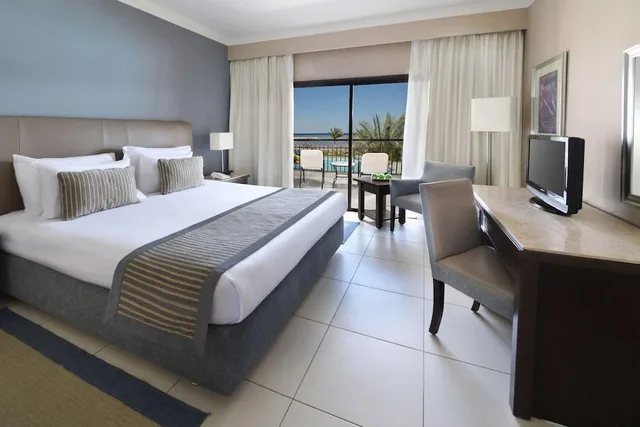 Deluxe, Family, Double Bed, with Child Extra Bed, Pool View، JAZ Aquamarine 2/2