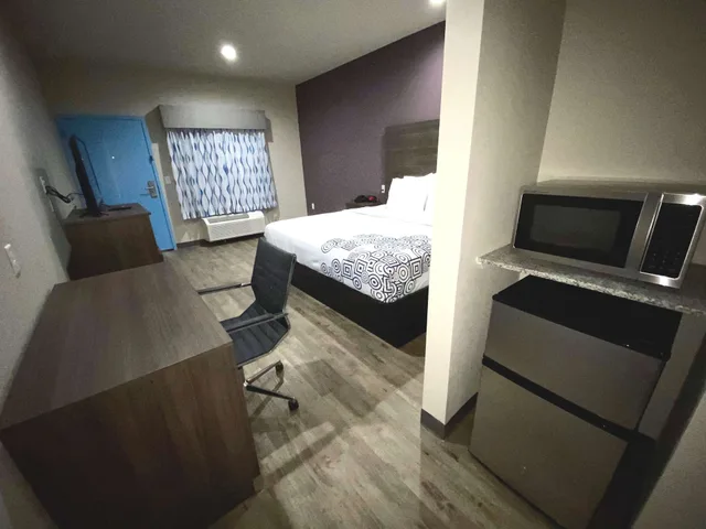غرفة قياسية بسرير كينج لذوي الإعاقة، Surestay Plus Hotel By Best Western Ada 9/10