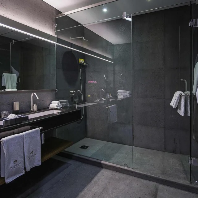 1 Bedroom, Diplomat, Suite, King Bed، La Cigale Hotel 6/6