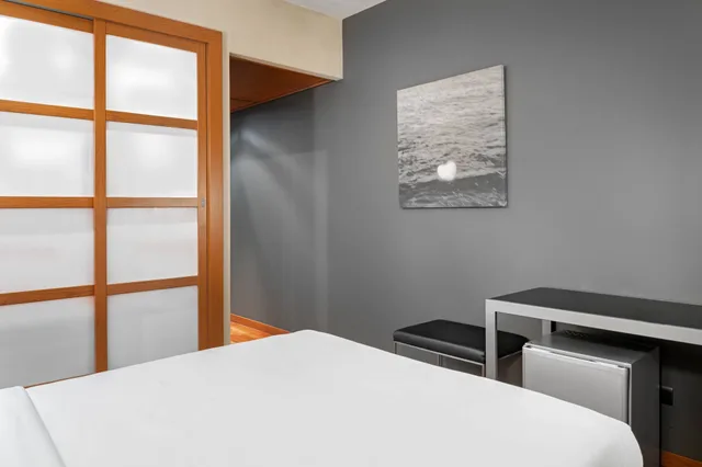 غرفة قياسية بسرير كوين، Ac Hotel Ponferrada 3/4