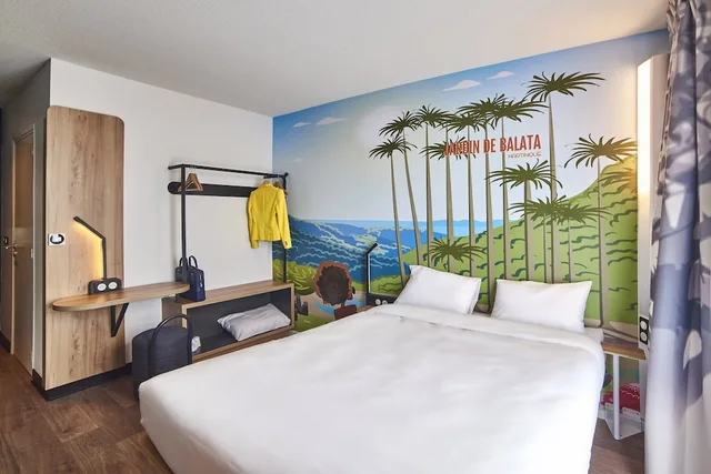 Room, Double Bed, B&B HOTEL Fort de France 9/10