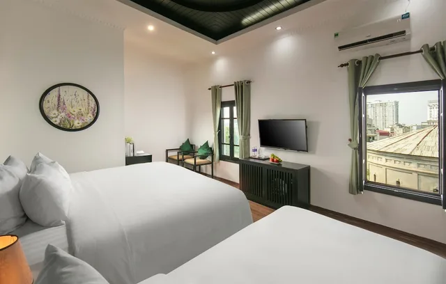 جناح عائلي بسرير كينج وسرير فردي بإطلالة على المدينة، Hanoi Posh Hotel 5/10