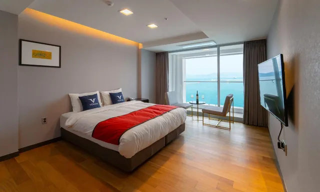 Family Suite, Panorama, 2 Queen Beds، Yeosu Venezia Hotel & Suites 1/1