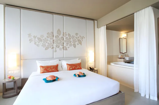 غرفة سوبيريور بسرير مزدوج بإطلالة على المسبح، Proud Phuket Hotel 1/7