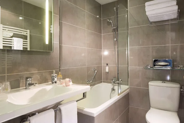 غرفة سوبيريور بثلاثة أسرّة، Best Western Anjou Lafayette Opera 4/4