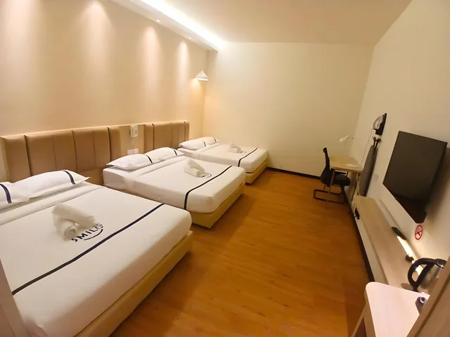 Family 6، Top Holiday Hotel 1/2