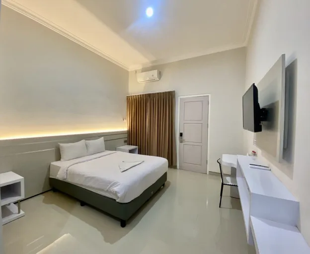 غرفة سوبيريور، El Malik Hotel Sumenep 1/4