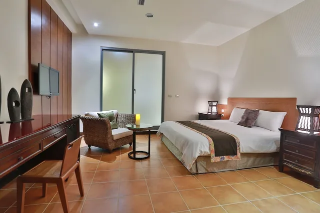 غرفة سوبيريور بسرير كوين بإطلالة على المدينة، Green Life Spa 2/3