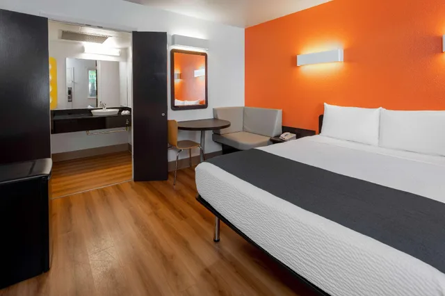 غرفة قياسية، Motel6 Carpinteria CA Santa Barbara South 2/2