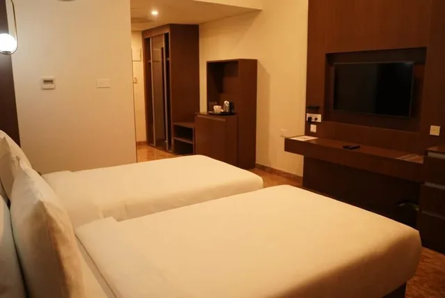 Hollywood Twin Room، Accord Chrome Airport Hotel 1/1