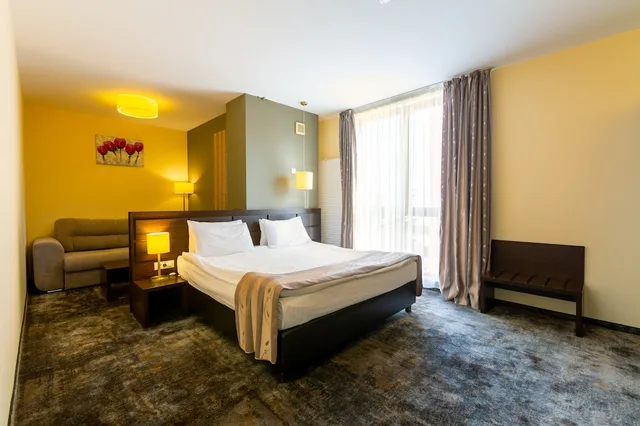 غرفة جونيور بسرير مزدوج، Golden Time Hotel 1/1