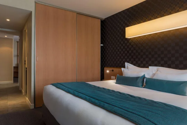 جناح بسرير كينج، Best Western Plus Paris Saclay 1/3