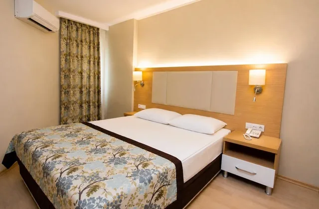 جناح عائلي بثلاثة أسرّة مع أريكة، Blue Wave Suite Hotel - All Inclusive 4/10