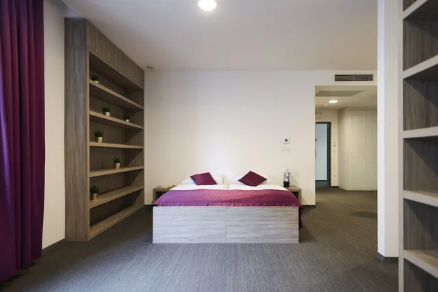 غرفة عائلية بأربعة أسرّة، Meksiko Hotel 1/5