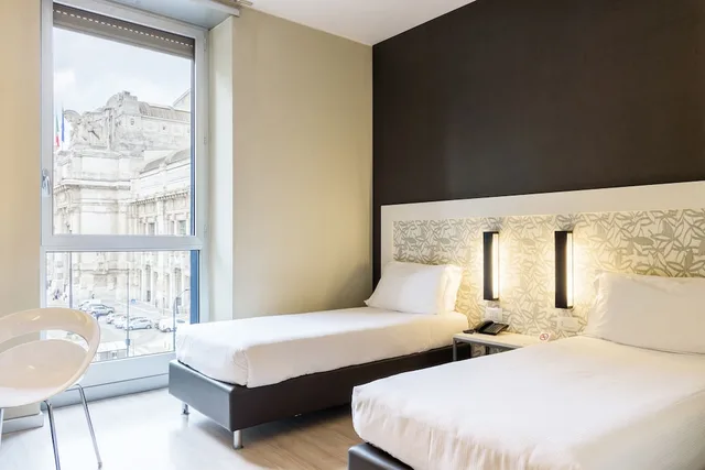 غرفة قياسية بسريرين منفصلين، B&B Hotel Milano Aosta 6/10
