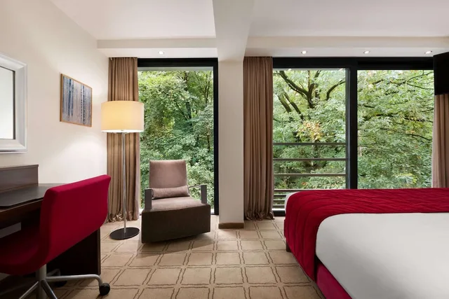غرفة سوبيريور بسريرين منفصلين، Dolce By Wyndham La Hulpe Brussels 4/6