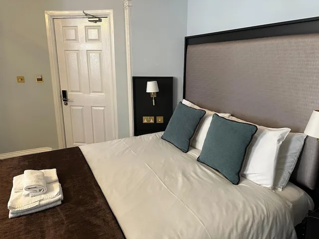 غرفة ديلوكس بسرير كينج، Arran House Hotel 2/6
