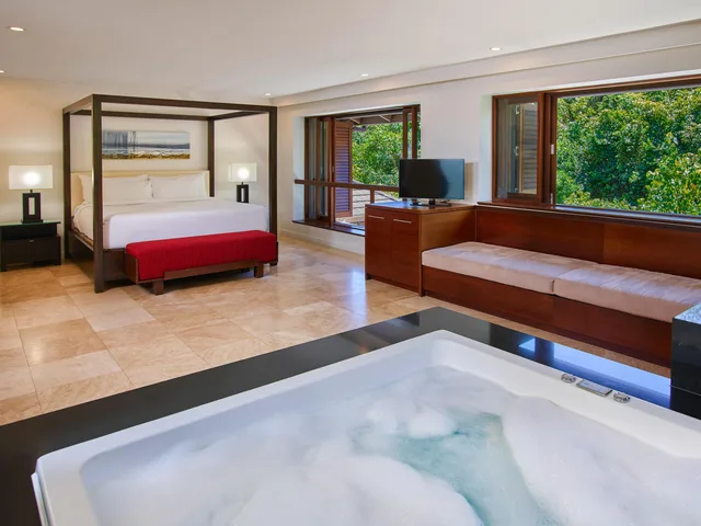 2 Bedrooms, Swim Out, Apartment، Pullman Port Douglas Sea Temple Resort and Spa 4/5