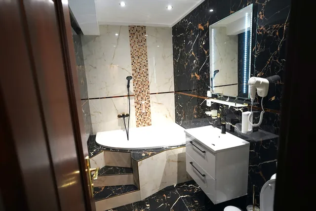 غرفة ملكية بسريرين منفصلين، Hotel Liliova Prague Old Town 4/4