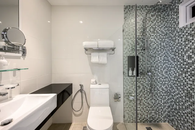 غرفة ديلوكس، The Beachfront Hotel Phuket 2/2