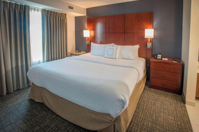 جناح بغرفتي نوم، Residence Inn by Marriott Pensacola Downtown 1/3