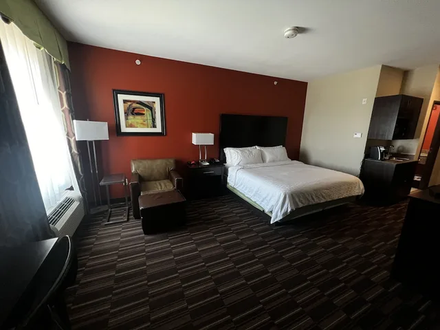 جناح بسرير كينج وسرير كوين، Holiday Inn Express Hotel And Suites Alva 4/5