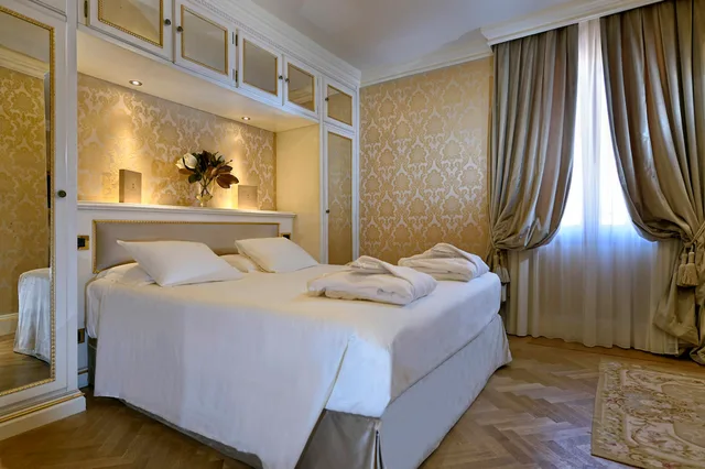 غرفة كلاسيكية، Hotel Ai Reali di Venezia, an SLH Hotel 3/4