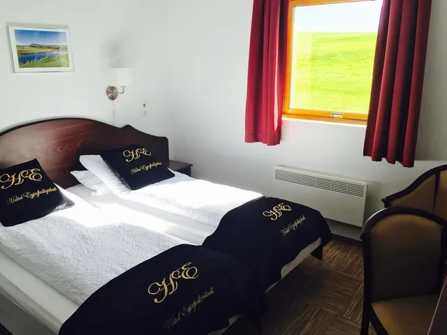 Standard, Double Bed, Hellisholar Hotel Eyjafjallajokull 5/8
