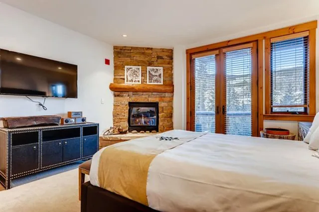 4 Bedrooms, Condominium, Condo, Premier, 4 Bathrooms، Lone Eagle and Timbers Condominiums 2/10