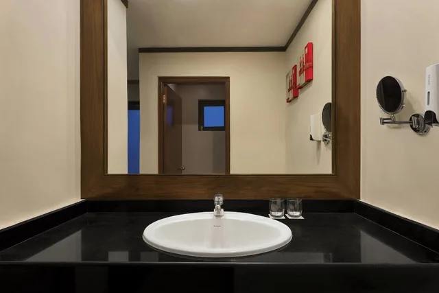 Suite, King Bed, Resort View، Blue Ocean Resort And Spa 2/2