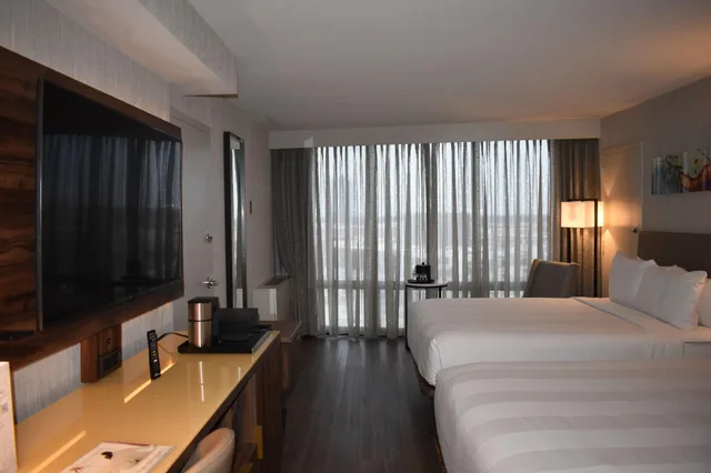 غرفة رباعية بسريرين مزدوجين لذوي الإعاقة، Chicago Marriott Oak Brook 1/4