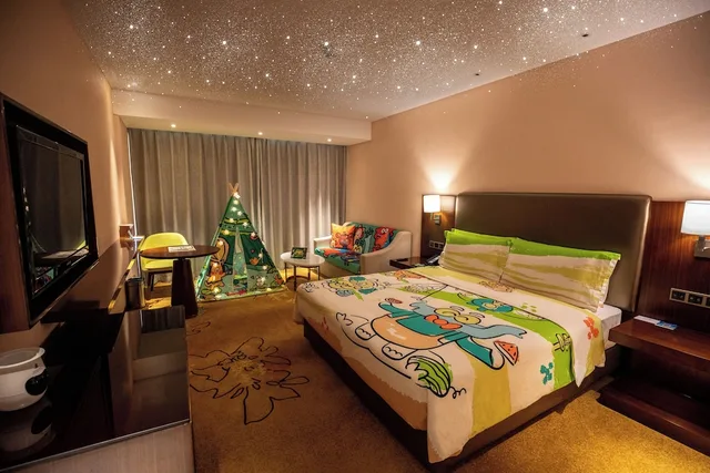 غرفة بريميوم بسرير كينج، Holiday Inn Chengdu West Century City 5/8
