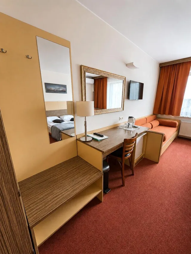 غرفة بسرير مزدوج، INFO HOTEL 6/10