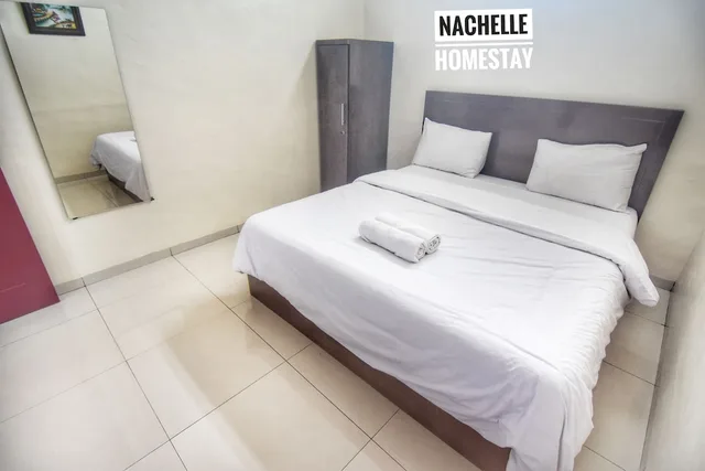 غرفة قياسية بسرير كوين بحمام مشترك، Berastagi Nachelle Homestay 1/6
