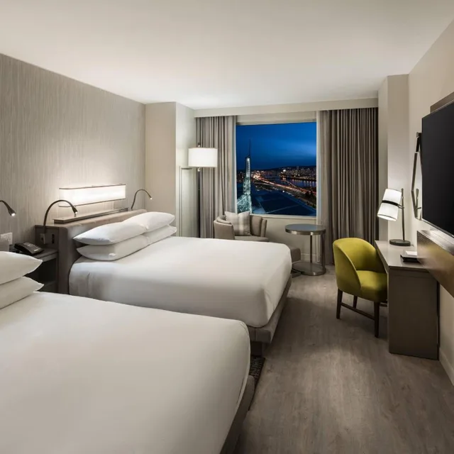 Room, 2 Queen Beds, with View, Hyatt Regency Portland At The Oregon Convention Center 2/4