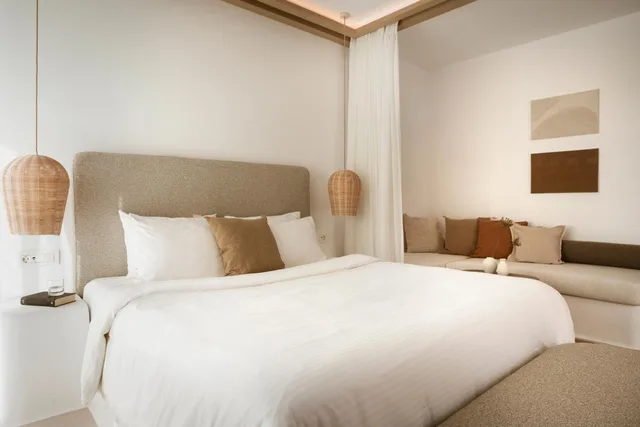Pool, Suite, Lateral Side Sea View، Mykonos Flow - Super Paradise 5/10