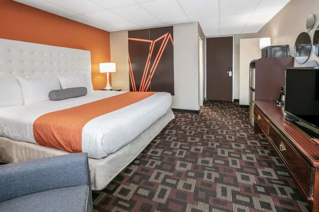 غرفة قياسية بسرير كينج، Howard Johnson by Wyndham Oklahoma City Airport/ Fairgrounds 1/2