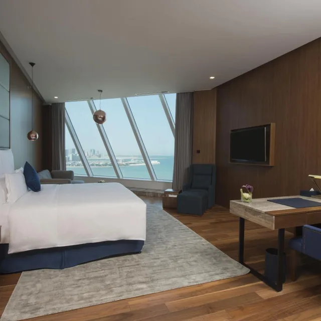 جناح تنفيذي بغرفة نوم واحدة للمدخنين، Wyndham Grand Manama 1/7
