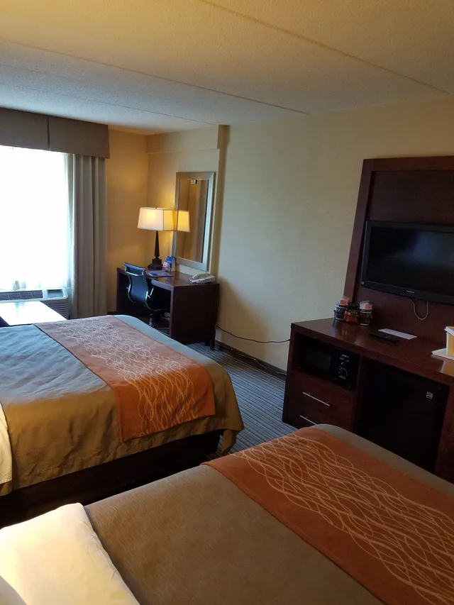 غرفة قياسية بسريرين كوين مع أريكة، Best Western Chocolate Inn at the Park 3/5