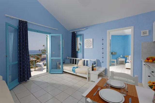 شقة بثلاثة أسرّة بإطلالة على البحر، Piskopiano Village Resort 6/6