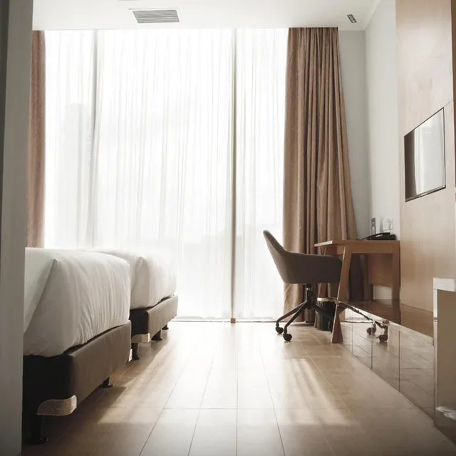 غرفة تنفيذية ثلاثية، Dreamtel Jakarta 5/9