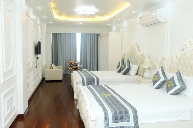غرفة ديلوكس رباعية بسريرين كوين، Anna Airport Hotel 1/4