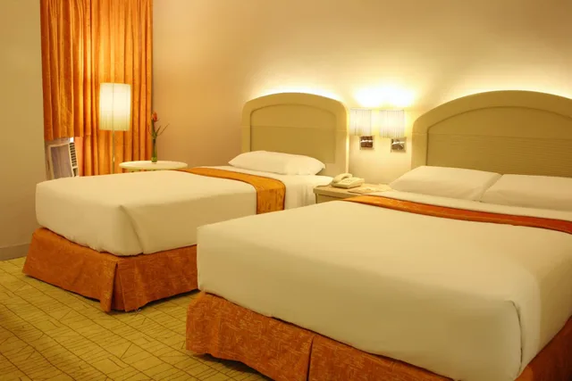 غرفة بريميير ثلاثية، Riviera Mansion Hotel 2/9