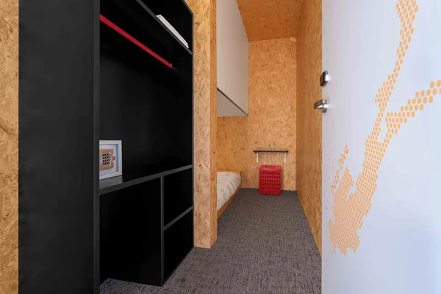 كابينة بسرير مزدوج بحمام مشترك في طابق منخفض، Ibis Styles Ljubljana The Fuzzy Log 5/6