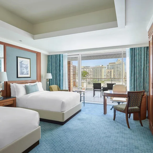 غرفة ديلوكس بسريرين مزدوجين بشرفة، The Nile Ritz-Carlton, Cairo 1/4