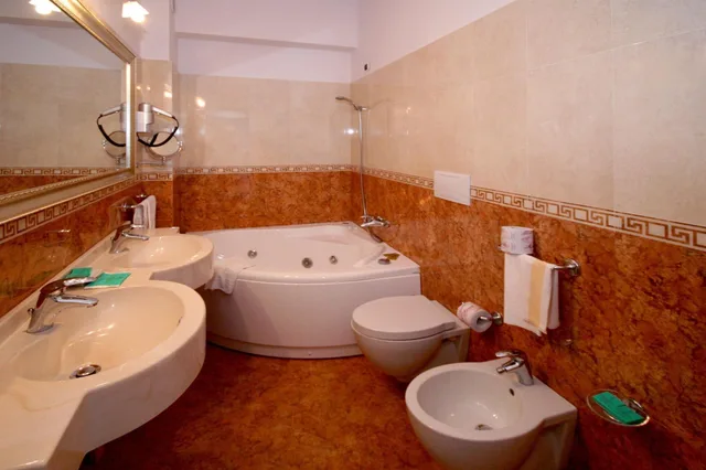 Room, Triple, Multiple Beds، Santa Lucia Sabbie d’Oro 4/4