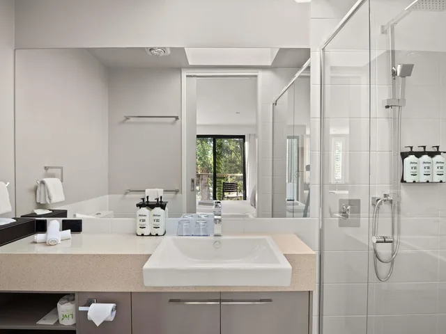 2 Bedrooms, Apartment, Queen and Twin Beds, The Sebel Creswick Forest Resort 7/20